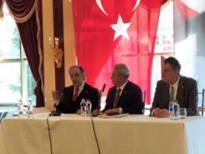 Atatürk Gibi Düşünmek