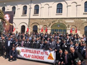 Selimiye Askeri Ortaokulunun 67. Kuruluş yıldönümünde 14. PİLAV GÜNÜne katıldık.